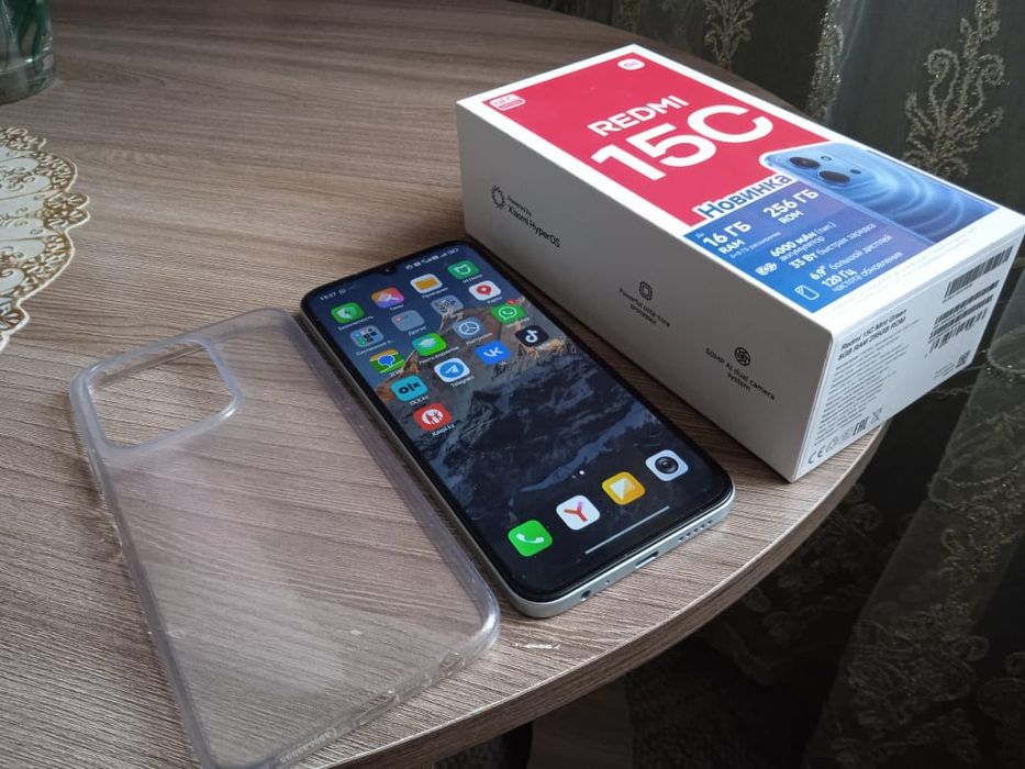 Продам телефон Redmi 15C 16/256