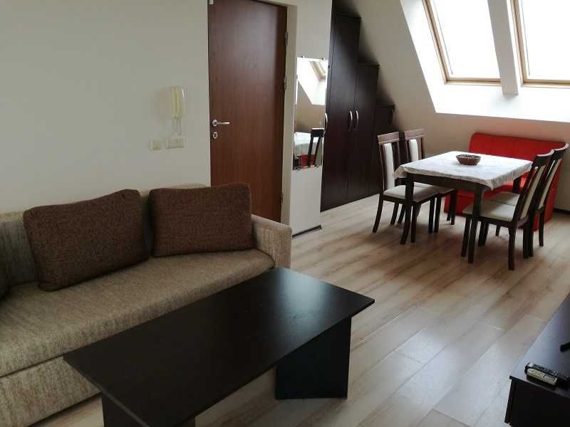 Дава се под наем Двустаен апартамент в Варна, ХЕИ - 58 кв.м за 357 € - Снимка #2