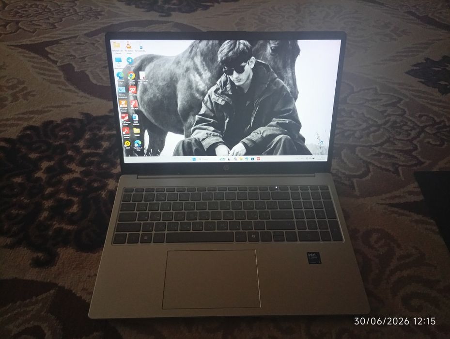 HP Laptop 15-fd1003nq — Kuchli va zamonaviy noutbuk