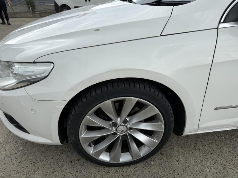 Aripa fata stanga Volkswagen Passat CC Berlina culoare alba - lb9a