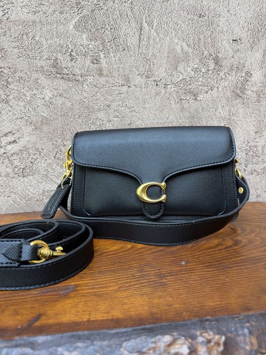 Дамски чанти Coach