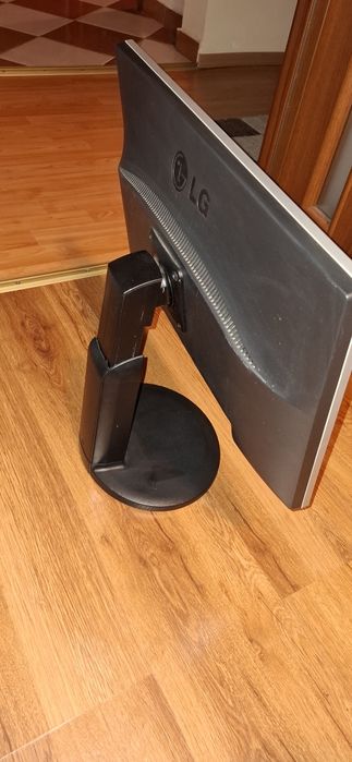 Monitor LG Flatron E2210PM 22”
