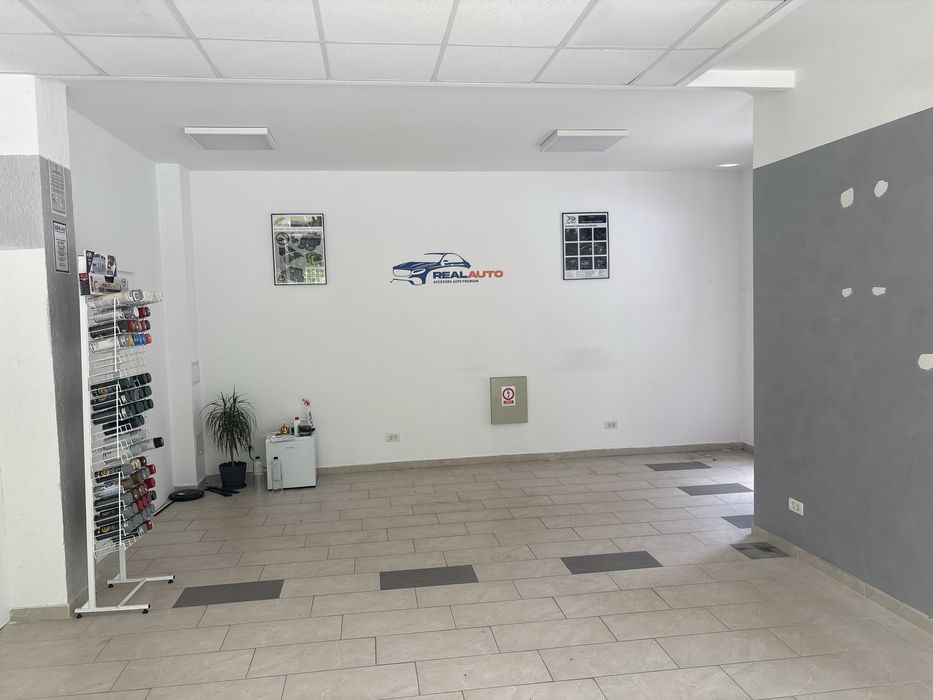 Spatiu comercial 60 Mp la soseaua principala Pascani