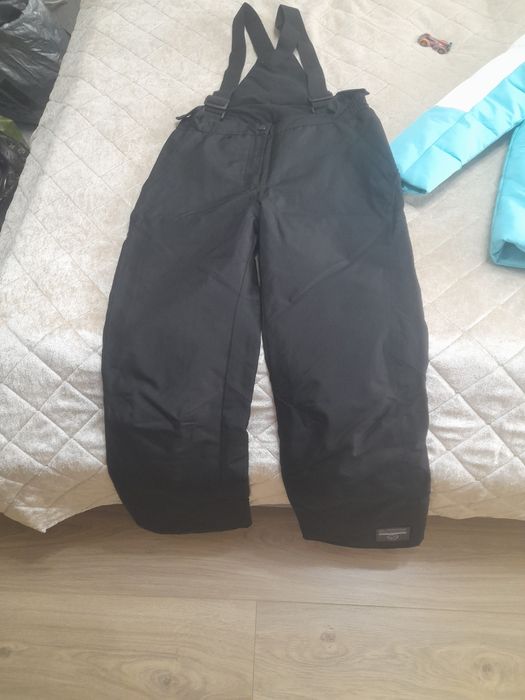 Продам спортивный подростковый комбинезон