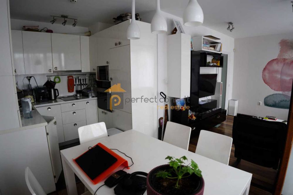 Продава се Тристаен апартамент в Пловдив, Кършияка - 89 кв.м за 1330 €/кв.м - Снимка #4
