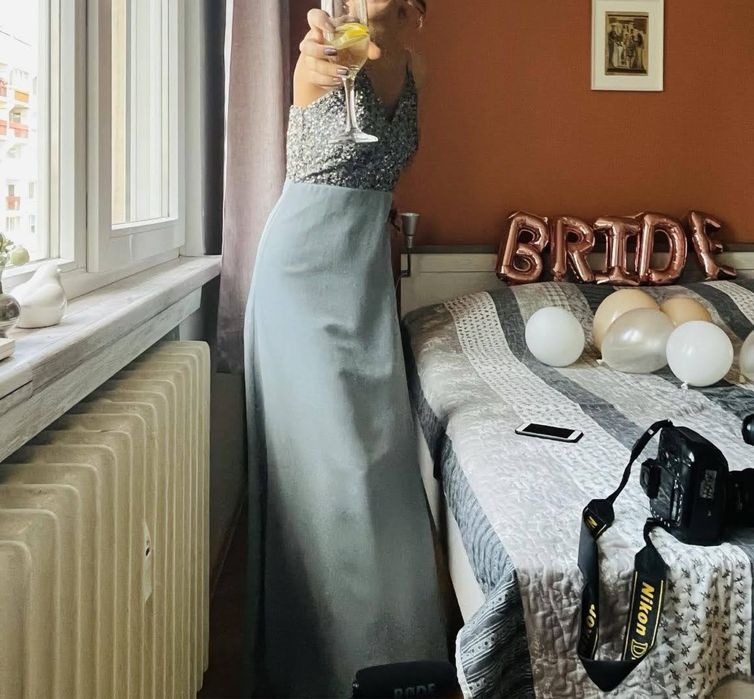 Страхотна рокля за повод С/М размер