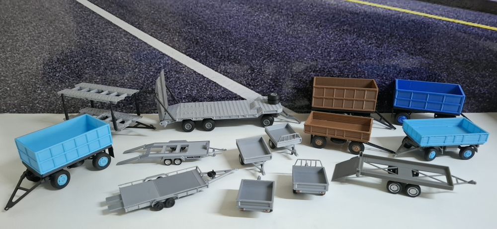 Macheta trailer,platforma auto scara 1/43