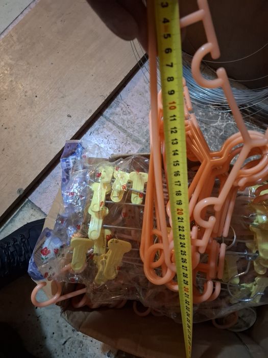 Вешалки для детской одежды