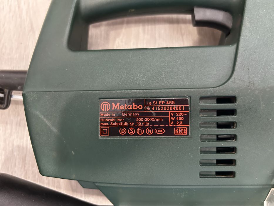 Зеге Metabo St EP455 с регулиране на оборотите[прободен/махален трион]