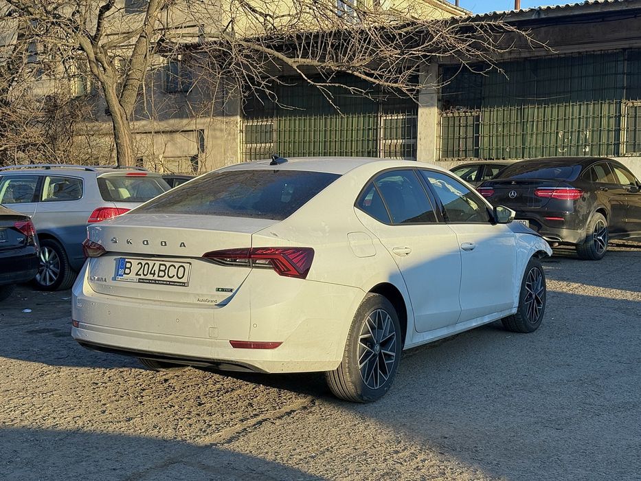 Skoda Octavia 2024 | 1.5 Hybrid | Avariat