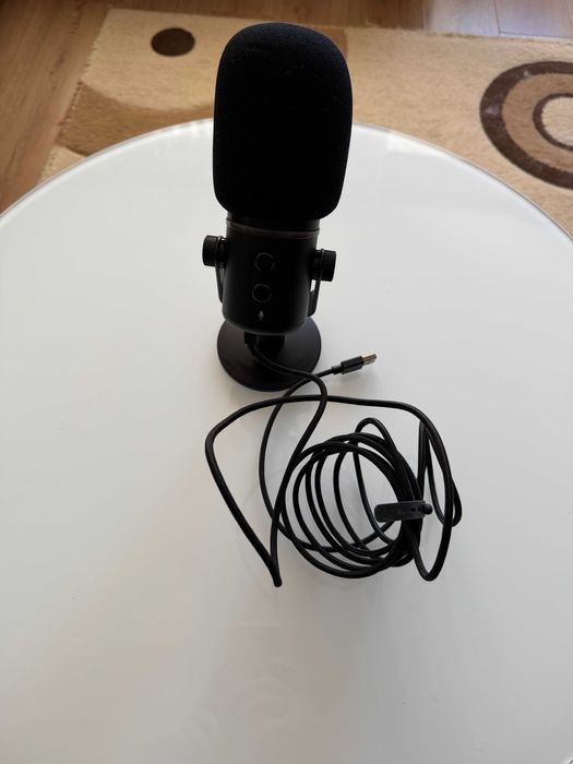 Микрофон Razer Seiren Elite