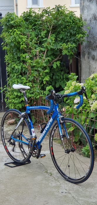 Cursiera Bianchi  , este o bicicletă îngrijită!