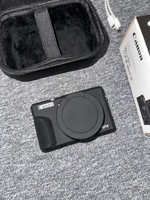 Чисто нова камера Canon Powershot G7X Mark iii + памет и калъфи, протектори