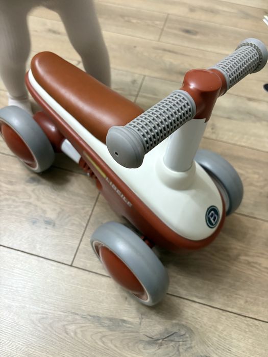Беговел-каталка для малышей