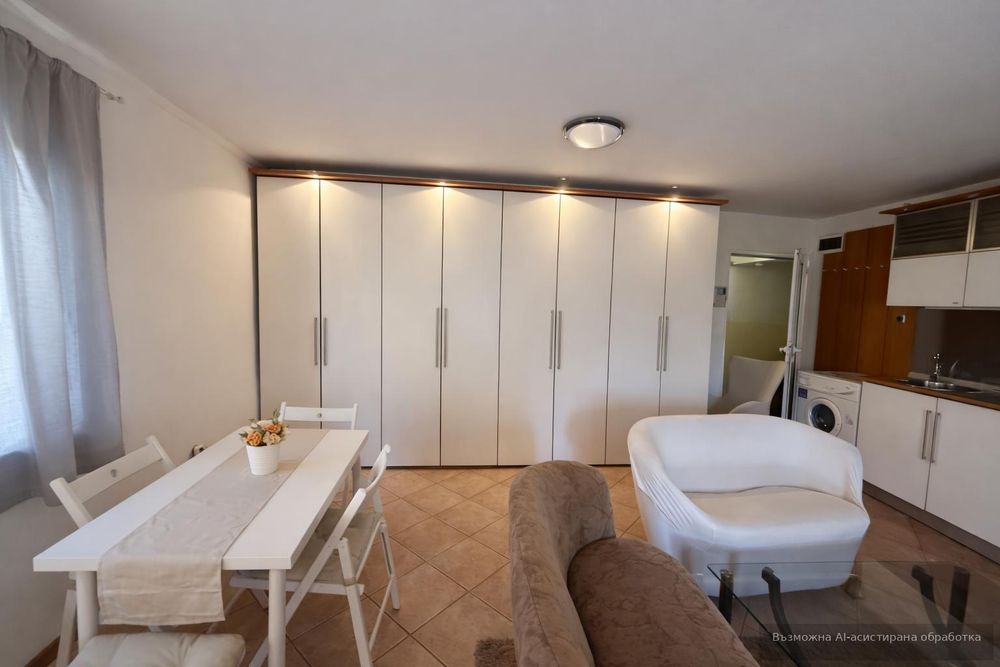 Дава се под наем Едностаен апартамент в София, Център - 33 кв.м за 550 € - Снимка #1