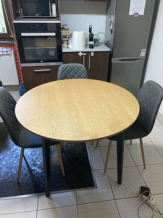 Masă Jisk cu 4 scaune