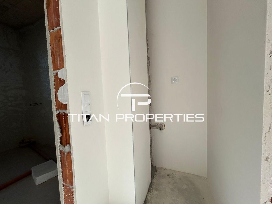 Продава се Четиристаен апартамент в Пловдив, Мараша - 189 кв.м за 1214 €/кв.м - Снимка #9