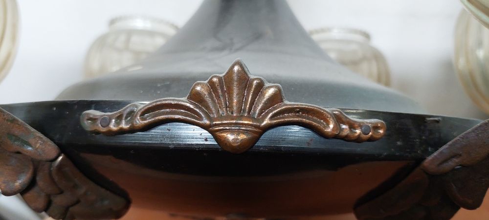 Lustra vintage cu 6 brațe.