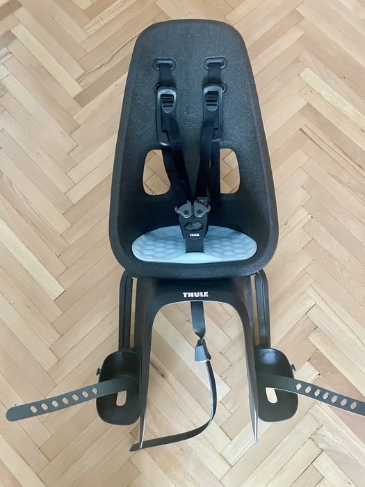 детско столче за колело Thule Yepp Nexxt 2 Maxi Rack Mount black