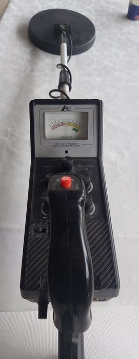 Detector de metale