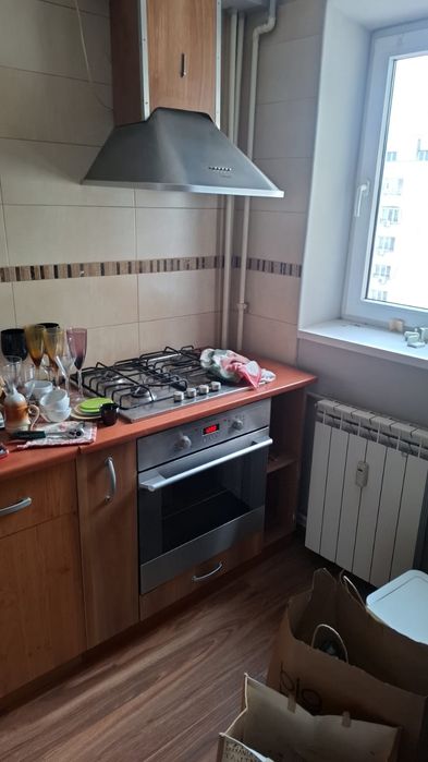 Bucatarie de vanzare - disponibila pana pe 7 feb