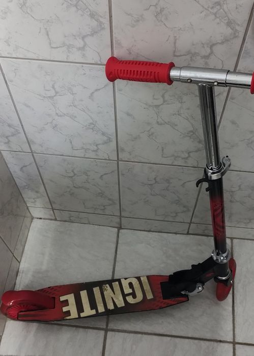 Vând trotinete copii și bicicleta fetițe