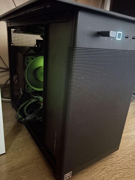 Pc Gaming High END garantie ,7800x3d, CL 30 RAM, 5070 Asus, Sursa ATX 3.1