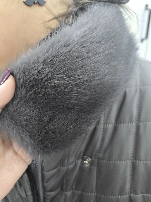 Продам верхнюю одежду