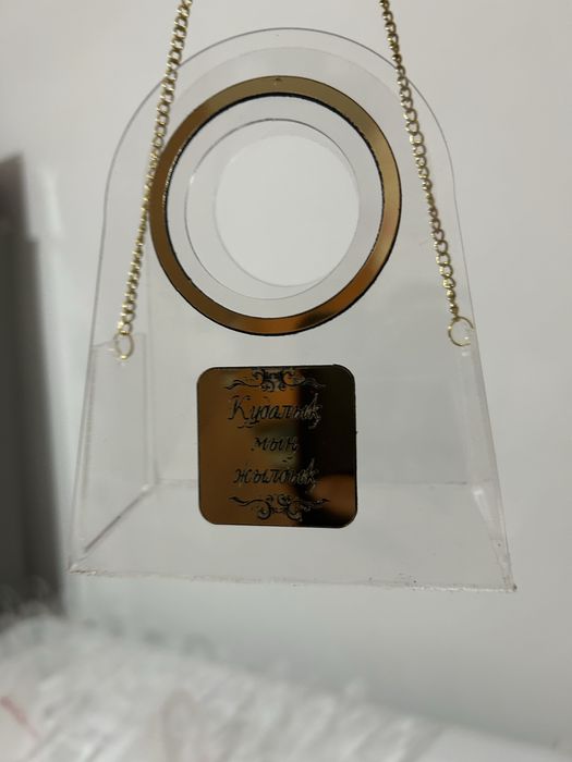 Бомбоньерки сумочки из стекла