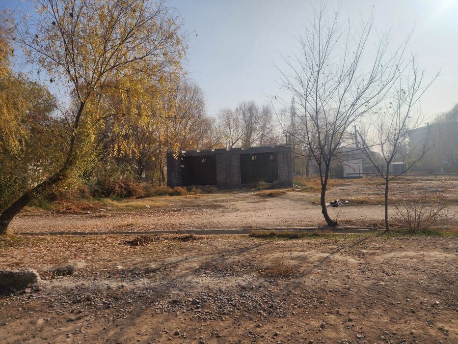 Noturar joy sotiladi