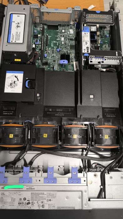 Продам сервер IBM System x3650 M4