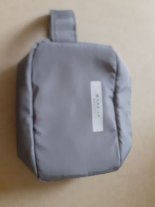 Дамска чанта + подарък