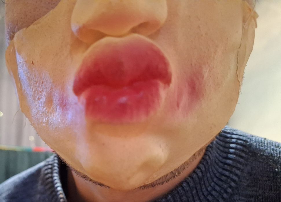 Продам полу маски