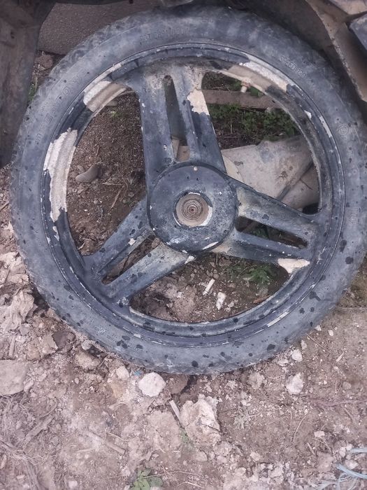 Roți scuter cu cauciucuri noi