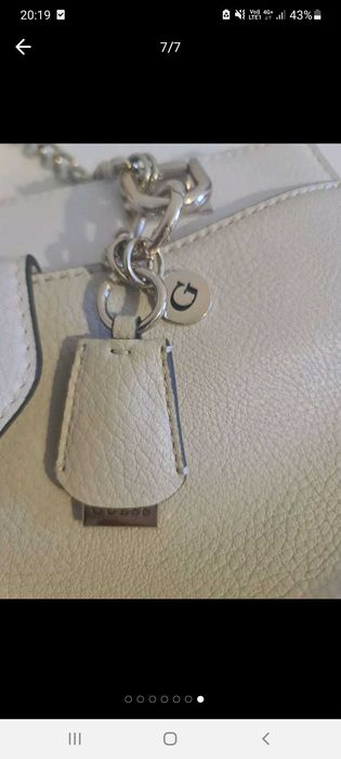 Оригинална чанта носена само  веднъж на марка guess