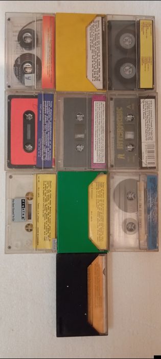 Vand loturi casete audio si cd uri cu manele populara dance