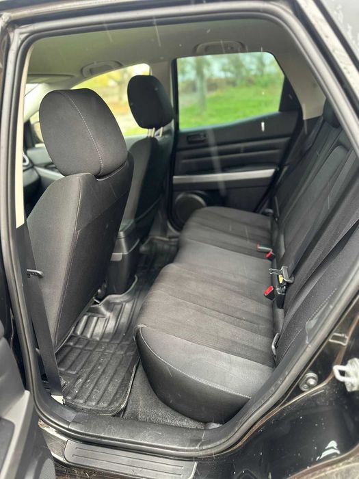 Mazda C7 an 2010 diesel