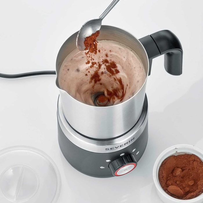 Пенообразувател за мляко Severin SM 3588 (Черен) 550W, лек ДЕФЕКТ