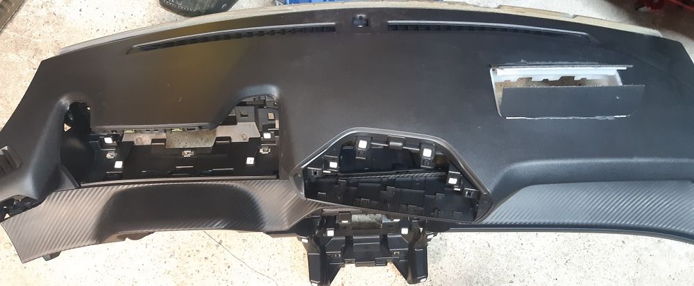 Арматурно табло за пежо 208