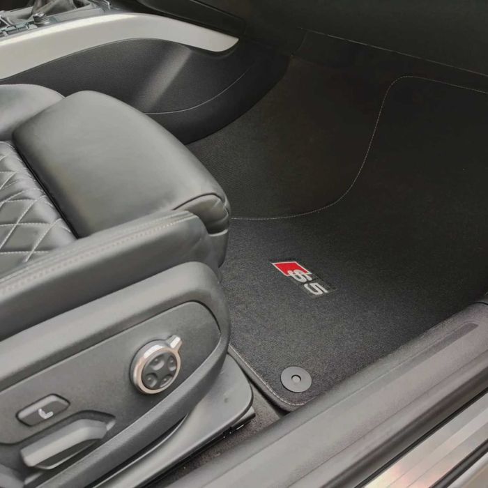 Стелки за Audi A4 B8 RS / RS4 / RS5 / S5