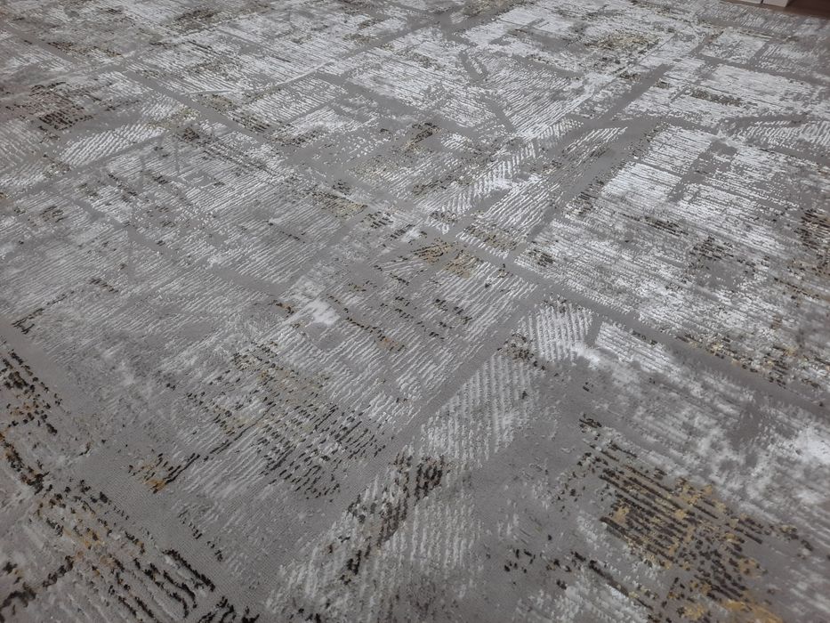 Продам ковёр новая