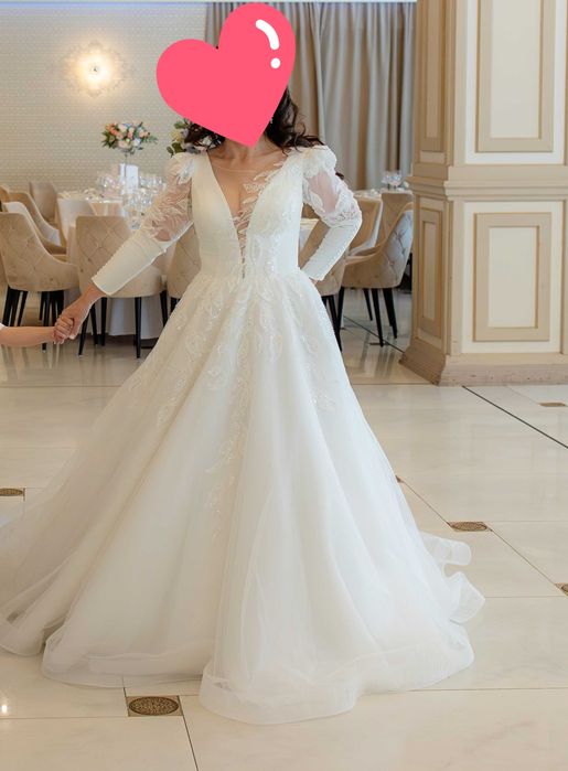 Vand rochie de mireasa