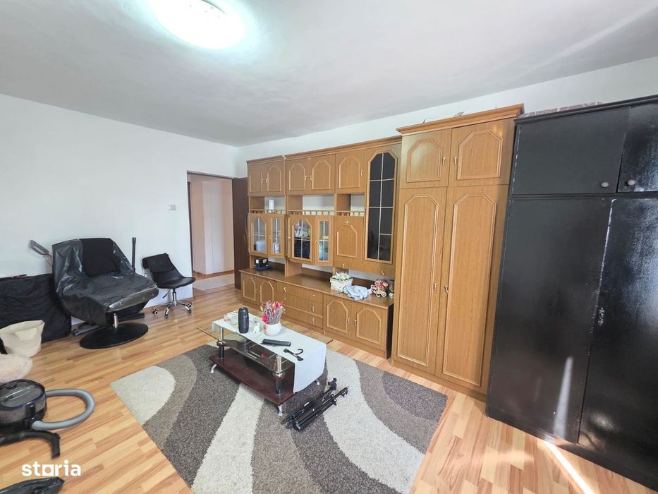 2 camere, str. Mihai Eminescu, 54.500 euro