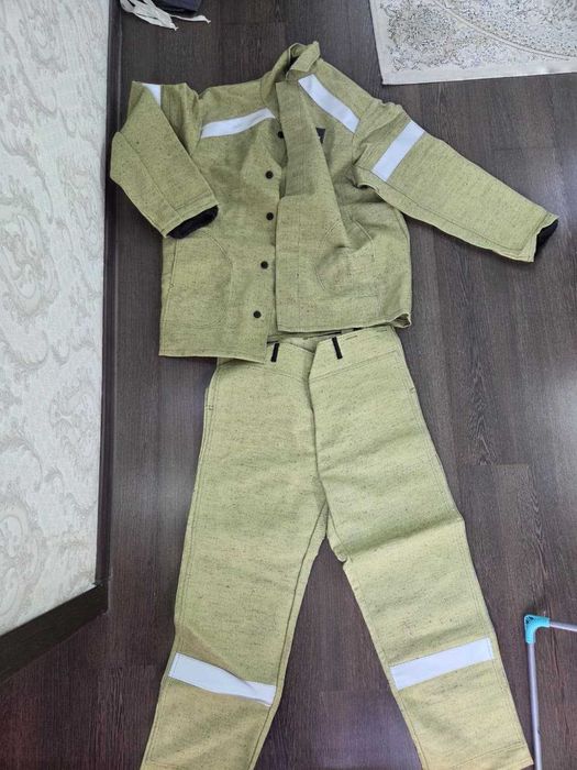 Продам сварочный костюм.