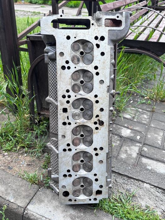 BMW 2.5 2.8 галовка