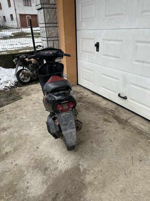 Vand scuter honda sfx 70cc