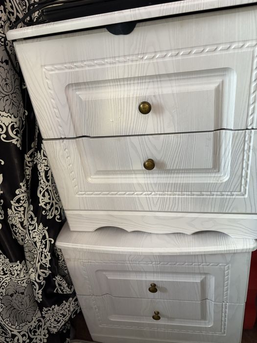 Спальный гарнитур