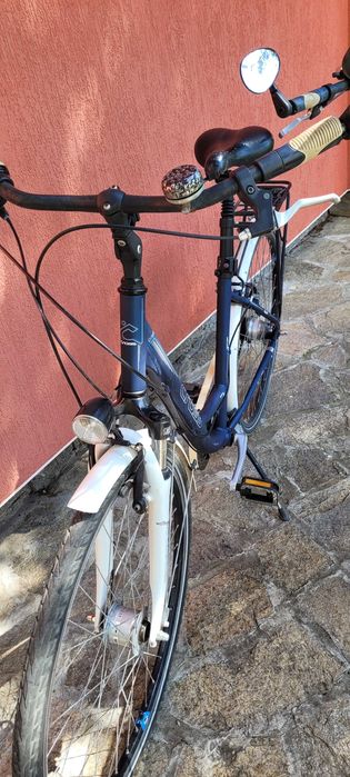 Употребявани градски велосипеди с 7 вътрешни скорости.