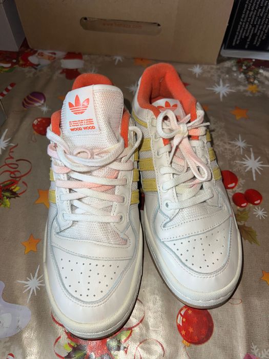 adidasi Adidas marimea 39 1/3