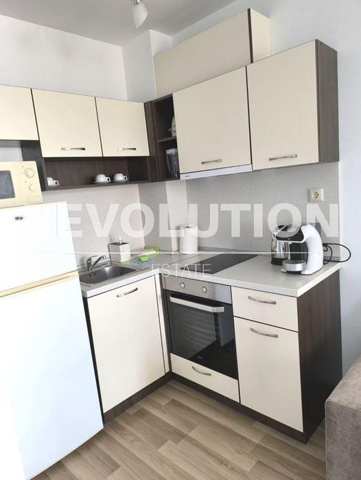 Двустаен апартамент в района на кк. Чайка!